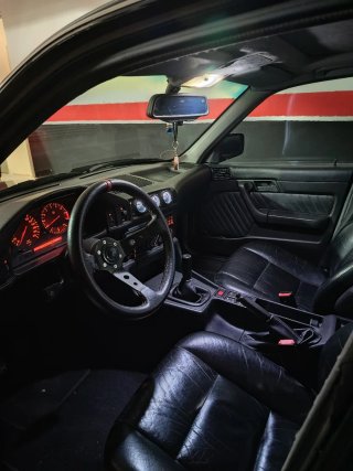 BMW e34 LooK M5