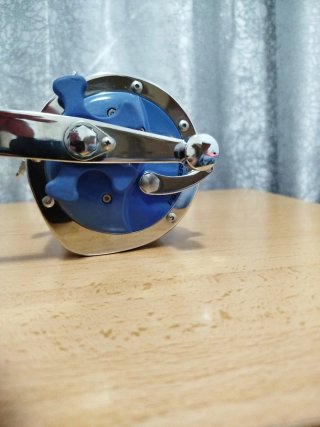 Carrete de pesca Riptide 4/0 GL