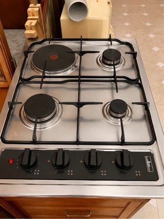 Placa de cocina Teka 4 fuegos