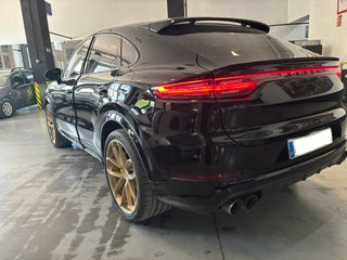 Porsche Cayenne 2022