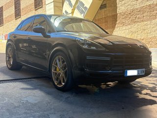 Porsche Cayenne 2022