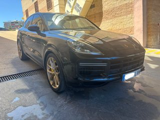 Porsche Cayenne 2022