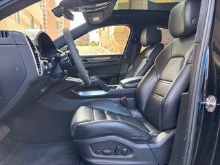 Porsche Cayenne 2022 (TURBO S)