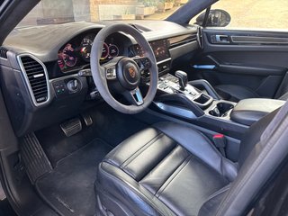 Porsche Cayenne 2022 (TURBO S)