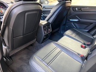 Porsche Cayenne 2022 (TURBO S)