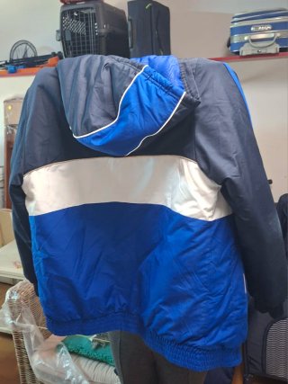 Chaqueta Adidas Azul y Blanca