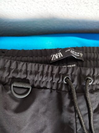 Pantalón Cargo Zara Nylon Negro Talla M