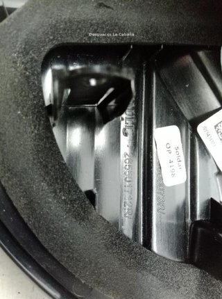 Renault 23293939 piloto trasero 265555726r captur
