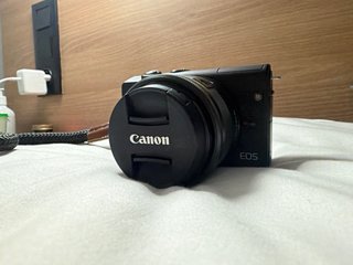 Fotocamera Canon MOS M200