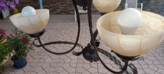Lámpara de techo de forja y cristal de roca