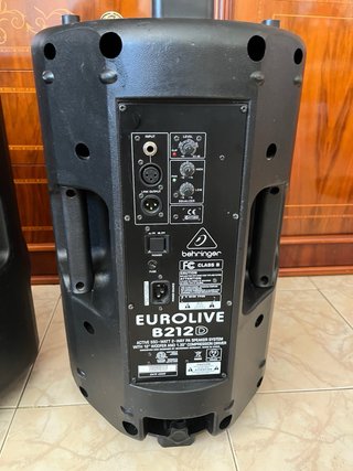 Behringer Eurolive B212D 550W