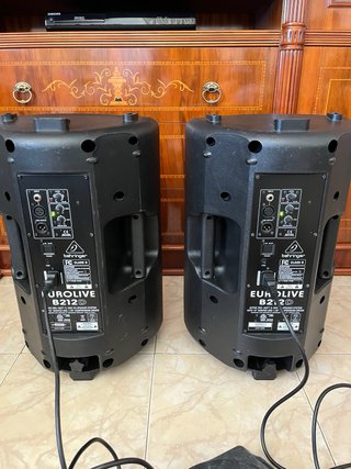 Behringer Eurolive B212D 550W