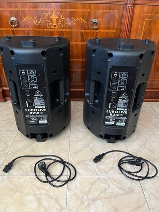 Behringer Eurolive B212D 550W
