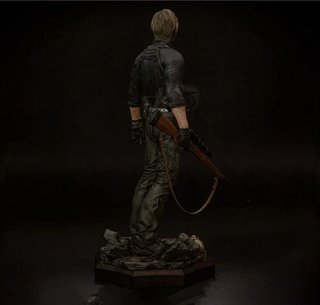 Figura Resina Leon S. Kennedy (Resident Evil)