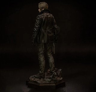 Figura Resina Leon S. Kennedy (Resident Evil)