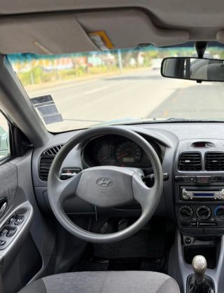 Hyundai Accent 2004