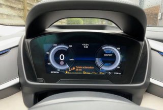 BMW i8 2017