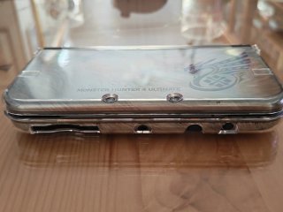 New 3DS XL Monster Hunter 4 Ultimate