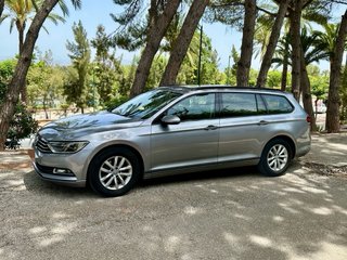 VOLKSWAGEN PASSAT 1.6 120CV .AUTOMATICO .IMPECABLE