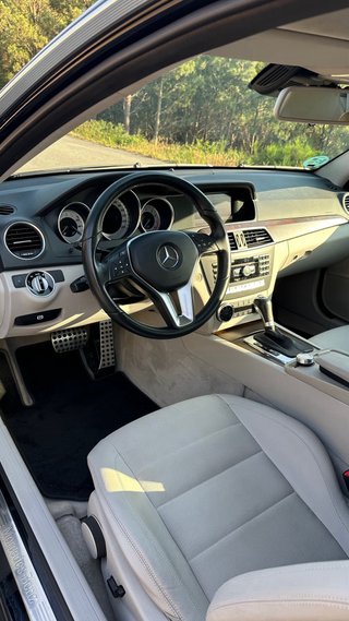 Mercedes-Benz Clase C 2011