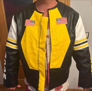 Chaqueta de cuero negra y amarilla XL
