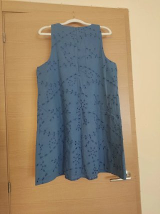 Vestido Zara azul con bordados