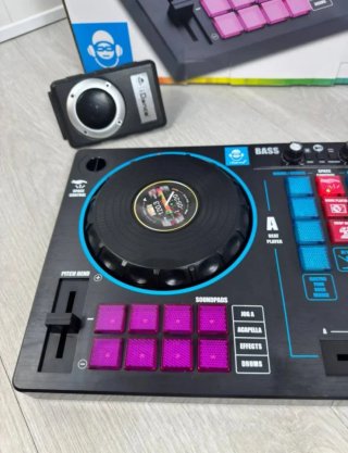 Mesa de mezclas DJ portátil