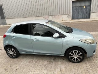 Mazda 2 2009