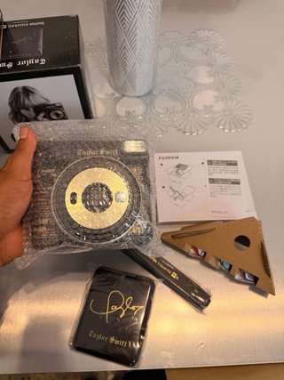 Cámara Fujifilm Instax Square Taylor Swift