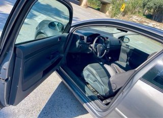 Volkswagen Golf 2004