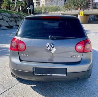 Volkswagen Golf 2004