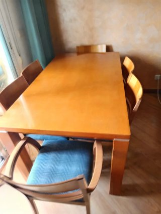 Mueble esquinero madera extensible + 6 sillas