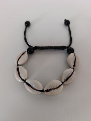 Set de dos pulseras.