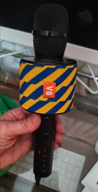 Micrófono V8 Carga Portátil KTV