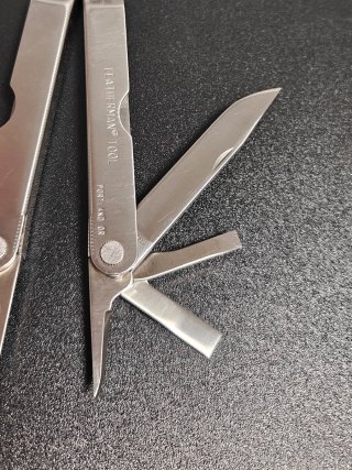 Leatherman tool PST multiherramienta