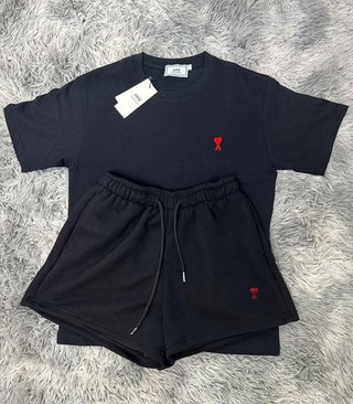 Conjunto amiri chica