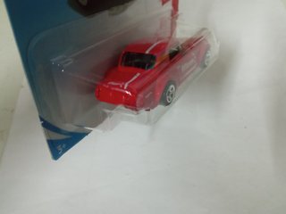 Hot Wheels 2018 -  Fairlady 2000 Red Edition