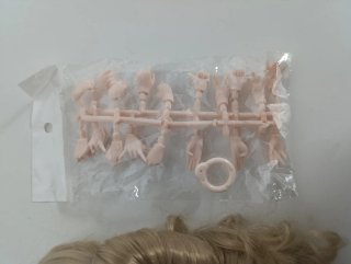 Muñeca Blythe rubia