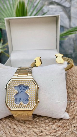 Reloj Tous Dorado con Detalles Brillantes