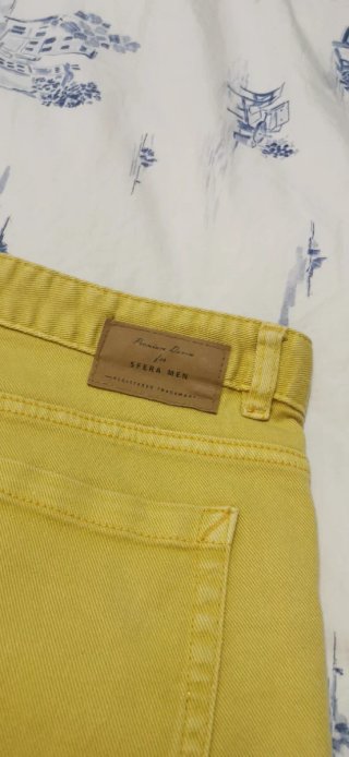 Bermudas vaqueras Sfera color mostaza Talla 36/46