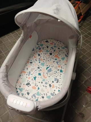Cuna Moisés Plegable Fisher-Price Proyecciones