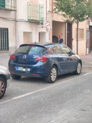 Opel Astra 1.7 2012