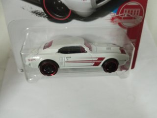 Hot Wheels 2017 -  67 Pontiac Firebird 400 - red e