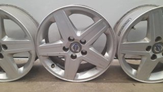 Llantas 16” Volvo S40