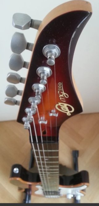 Guitarra LAG MG200 Mejorada