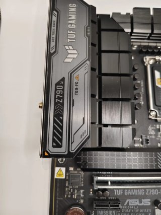 Placa Base ASUS TUF Gaming Z790-Plus WiFi