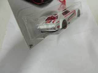 Hot Wheels 2017 - 70 Chevy Chevelle Red Edition