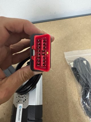 Escáner OBD2 con Bluetooth