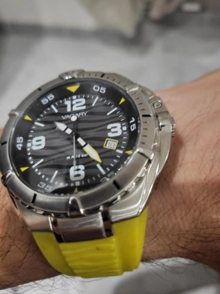 Orologio Vagary by Citizen Aqua39