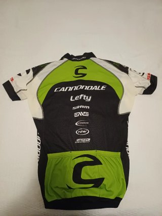 Maillot y Culotte Cannondale